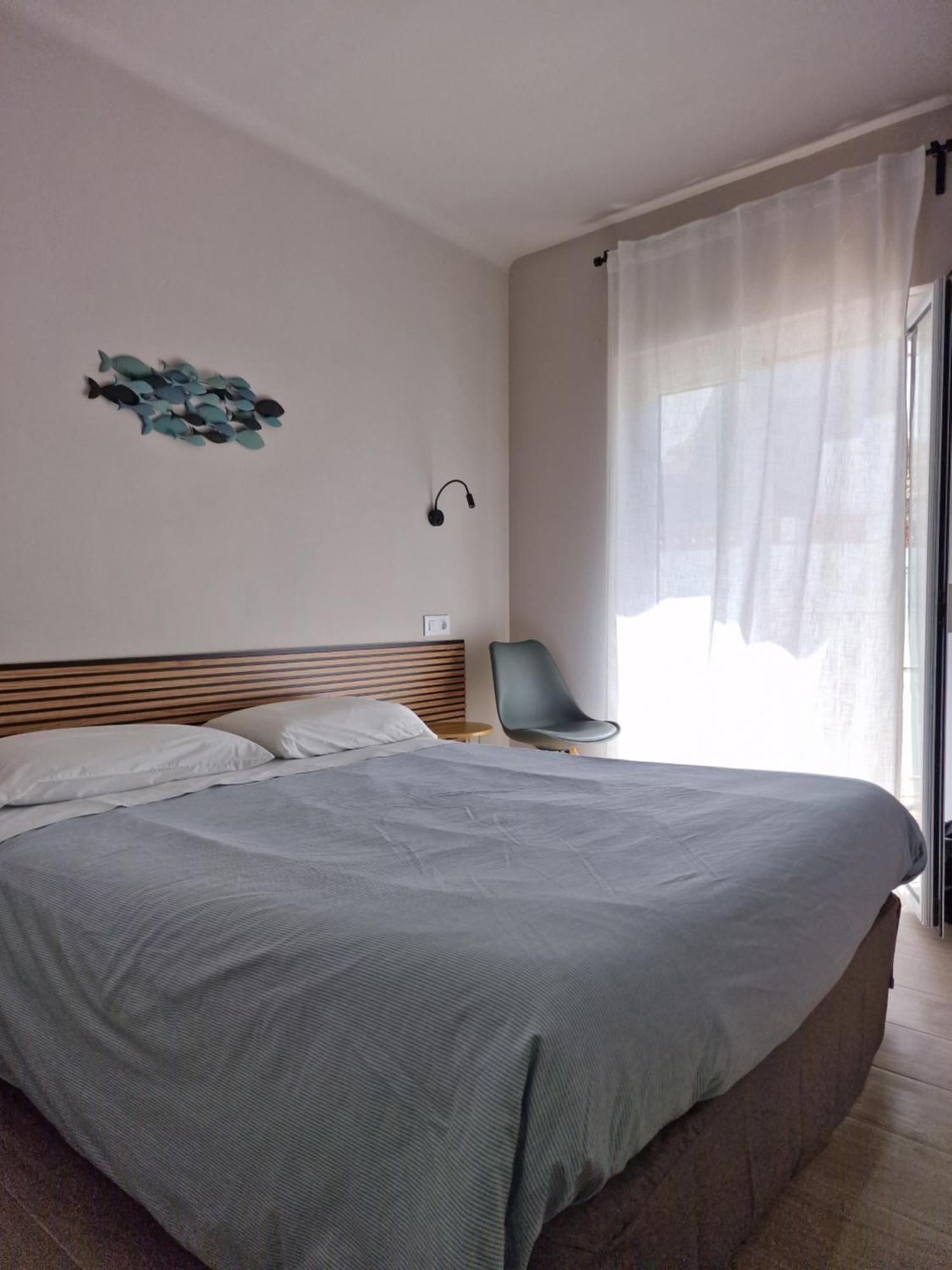 Pensio Torrent Hotell L' Escala Eksteriør bilde
